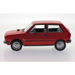 Yugo 45 1980 (czerwony z brązowym wnętrzem)