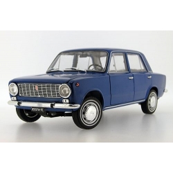 Fiat 124 1972 (niebieski)